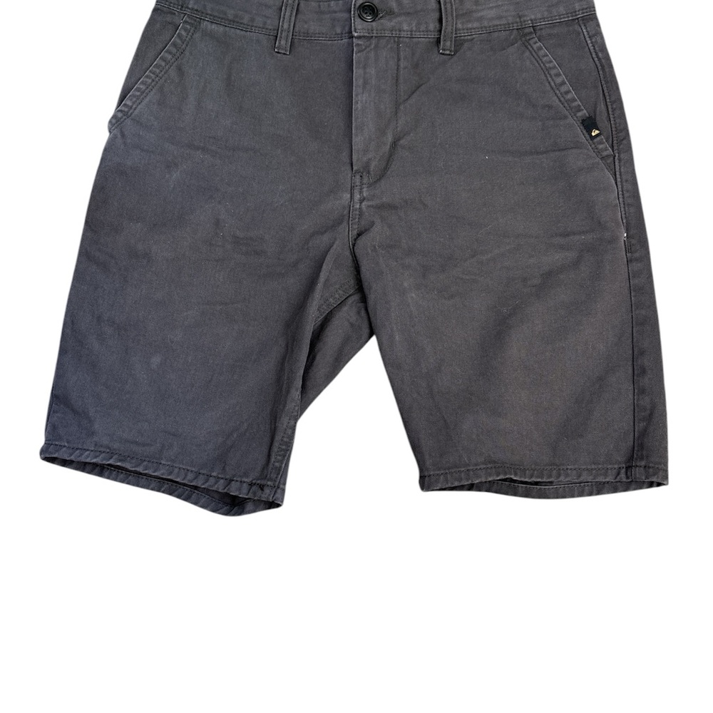 🍀Quiksilver Gray Flat Front Shorts with Streamlined Silhouette